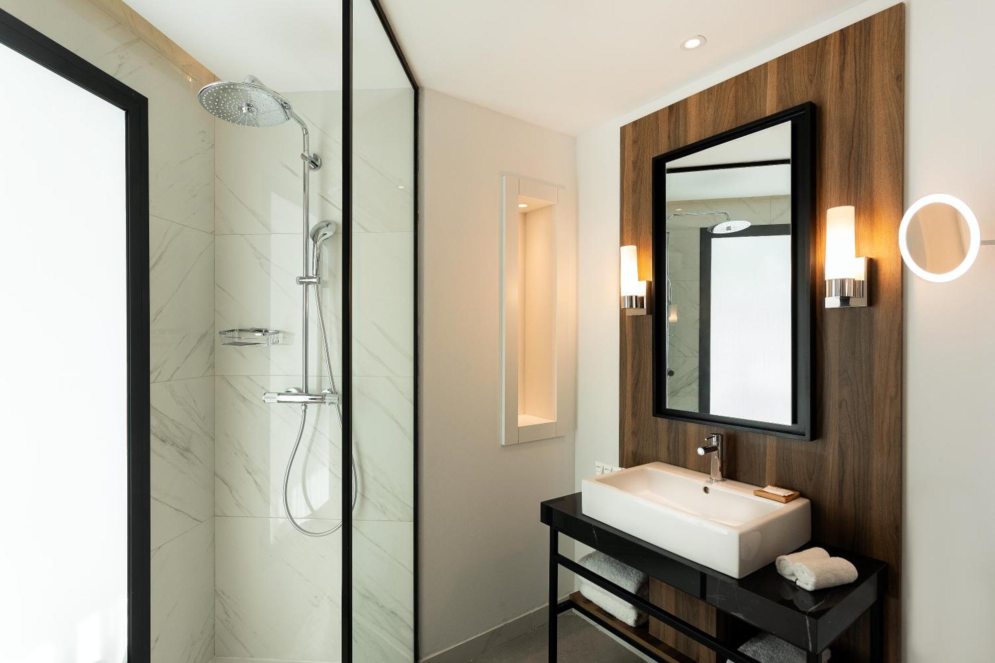 Radisson Hotel Tunis, City Center Tunes Exterior foto